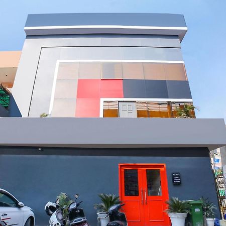 דלהי Super Hotel O Nawada Metro מראה חיצוני תמונה