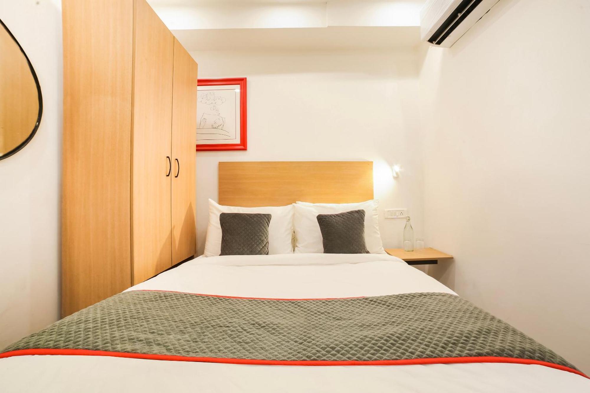 דלהי Super Hotel O Nawada Metro מראה חיצוני תמונה