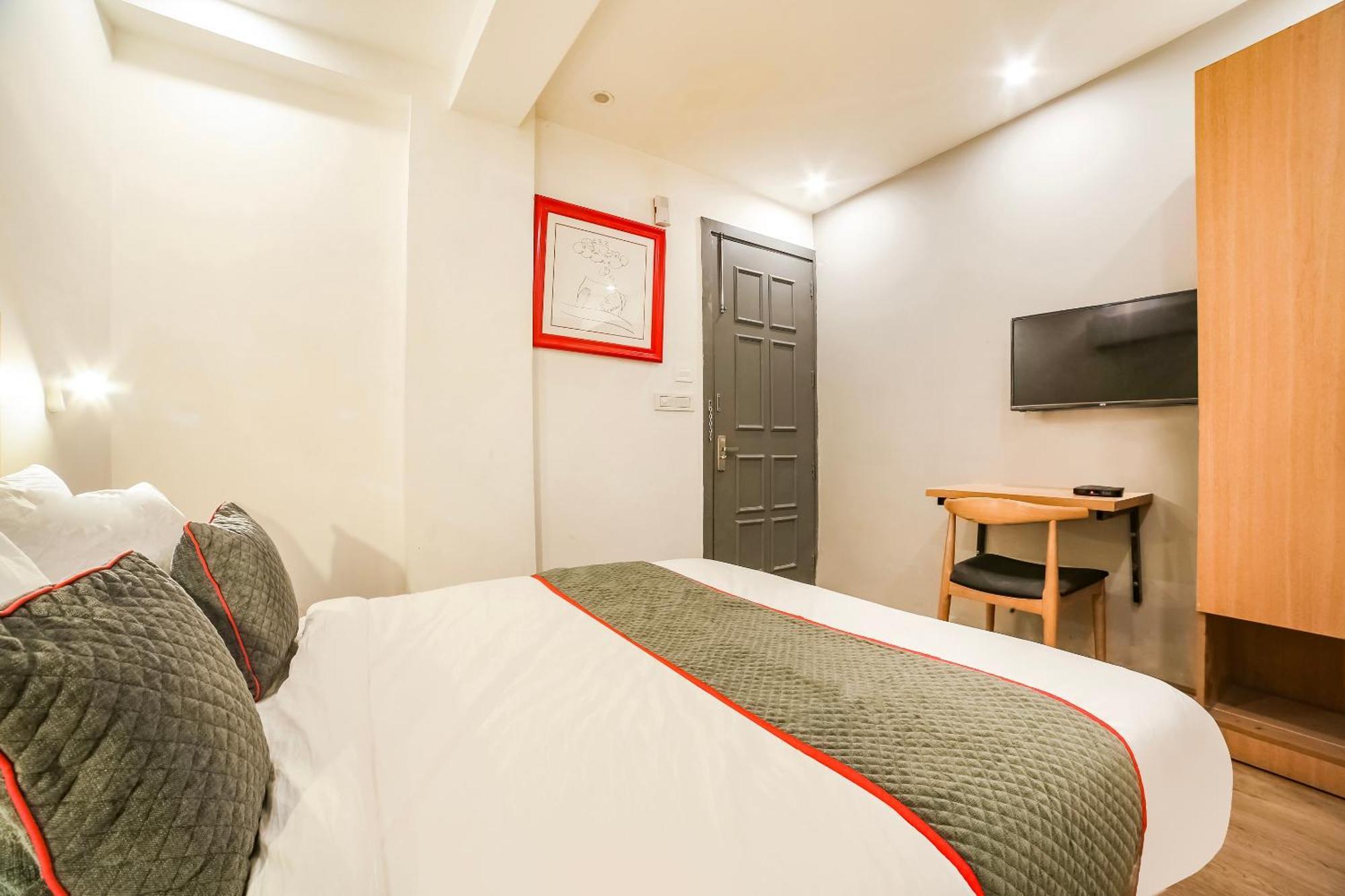 דלהי Super Hotel O Nawada Metro מראה חיצוני תמונה