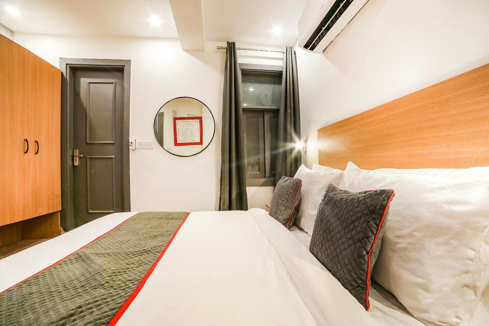 דלהי Super Hotel O Nawada Metro מראה חיצוני תמונה