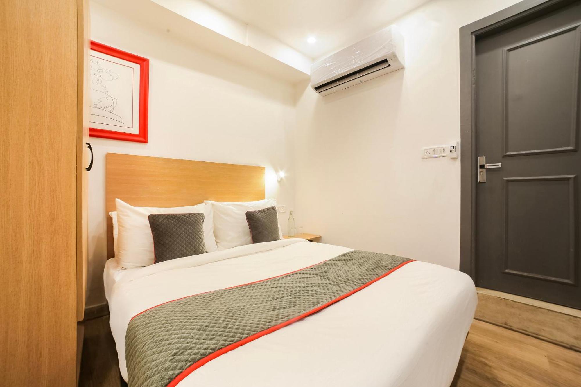 דלהי Super Hotel O Nawada Metro מראה חיצוני תמונה
