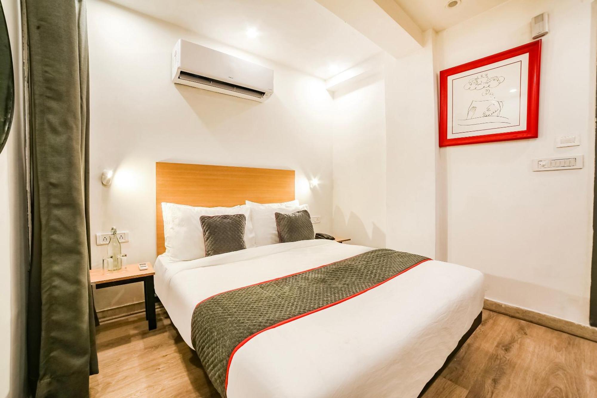 דלהי Super Hotel O Nawada Metro מראה חיצוני תמונה